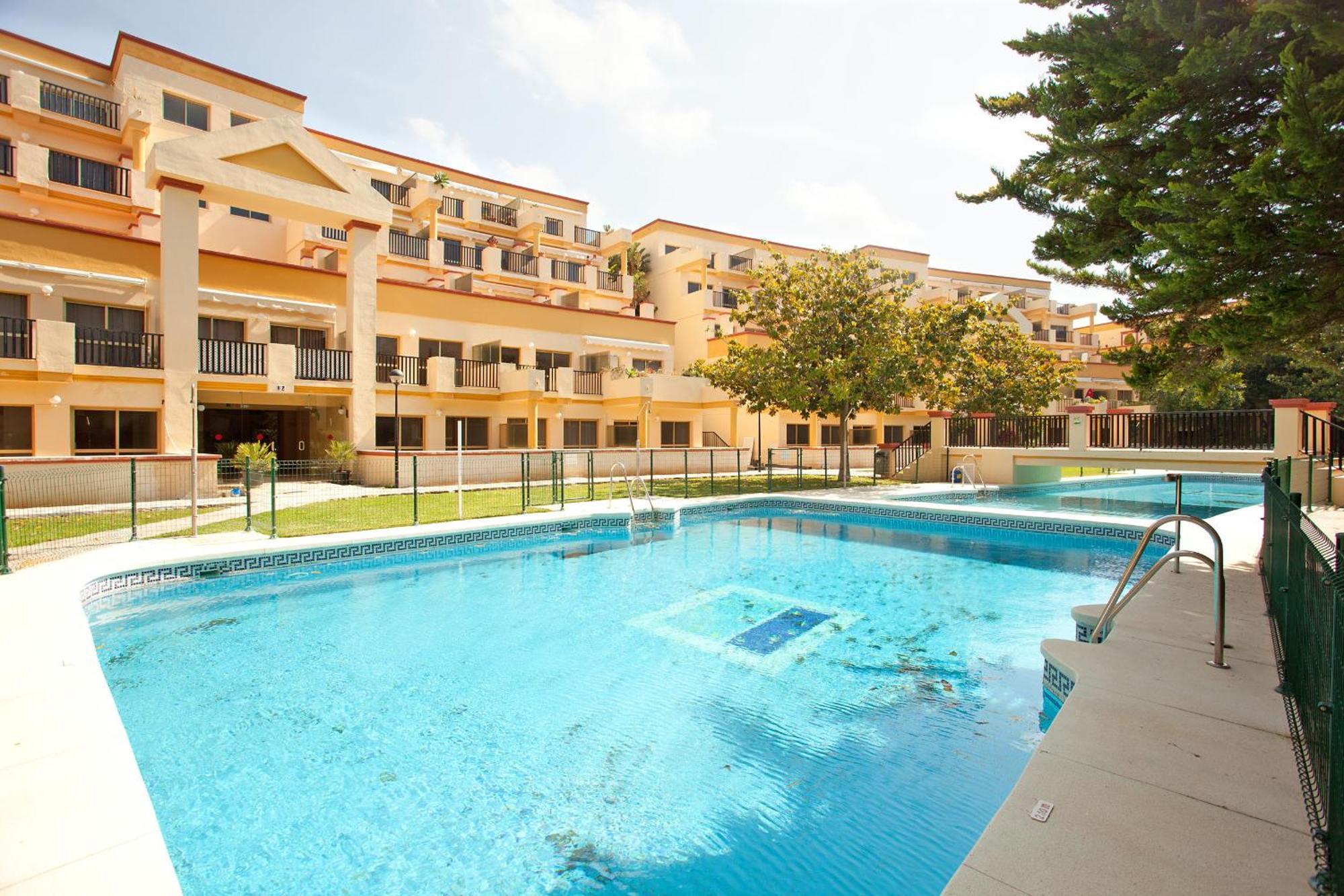 Romana Playa Studio Elviria Marbella Exteriör bild